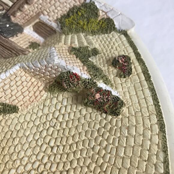 David Winter Cottages Collectors Guild UK Made 3D Ceramic Wall Hanging Plate - Picture 5 of 9